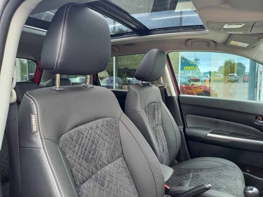 Suzuki Vitara 128Kw Ultra 61Kwh Green #15