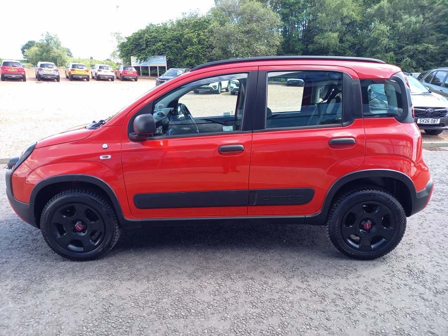 Fiat Panda 0.9 Twinair 90 Waze 4X4 Red #4
