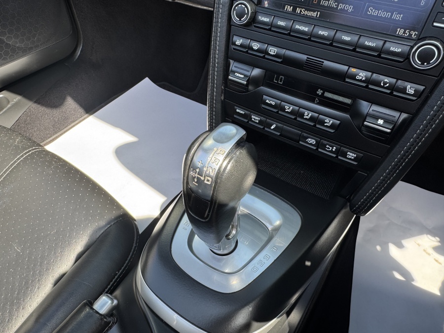 Porsche 911 Gts Cabriolet Pdk 17 White #25
