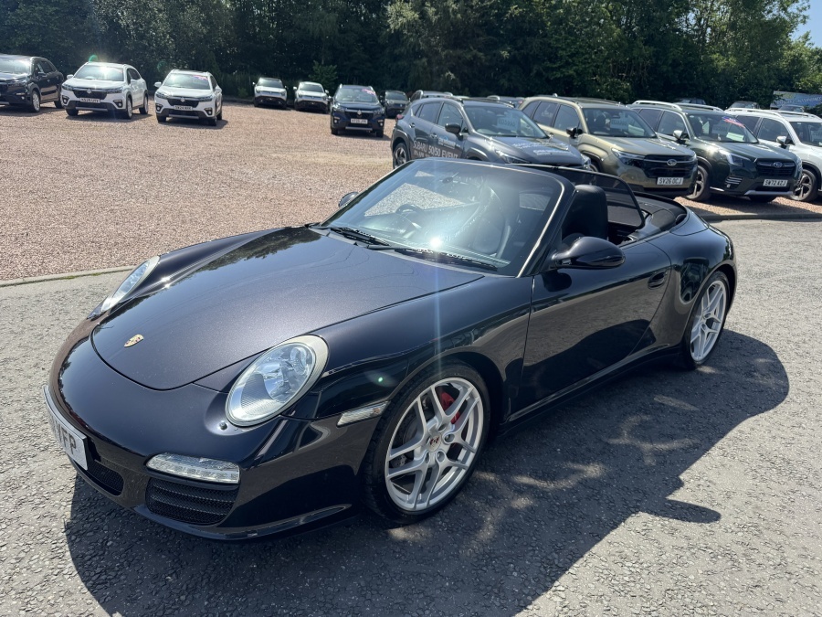 Porsche 911 Gts Cabriolet Pdk 17 White #11