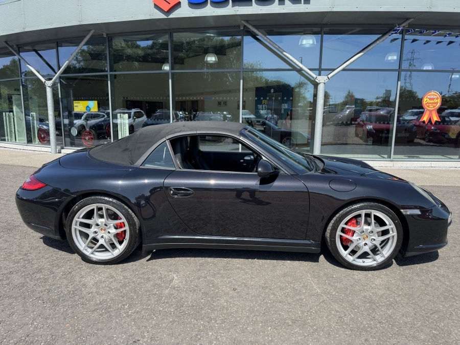 Porsche 911 Gts Cabriolet Pdk 17 White #8