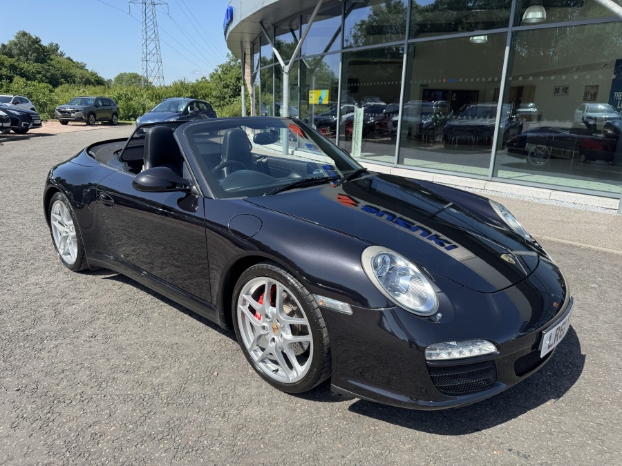 Porsche 911 Gts Cabriolet Pdk 17 White #10