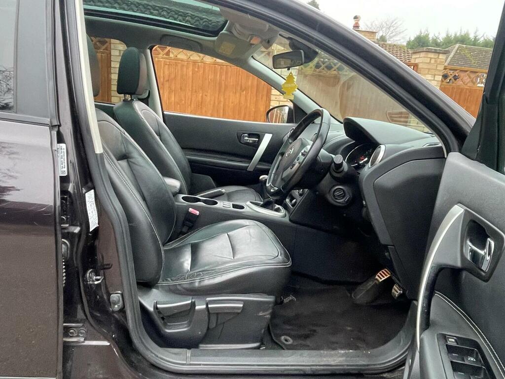 Nissan Qashqai+2 Acenta Plus 2 White #21