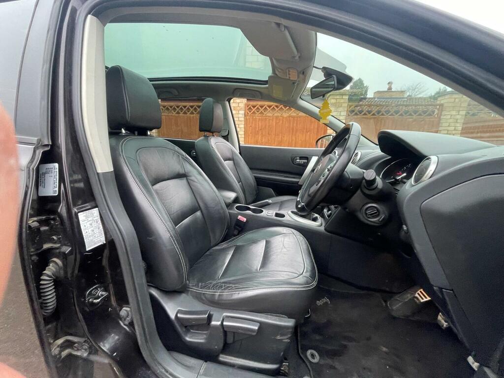 Nissan Qashqai+2 Acenta Plus 2 White #20