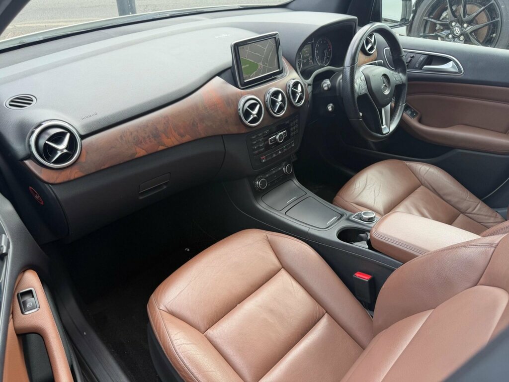 Mercedes-Benz B Class 1.6 B200 Blueefficiency Sport 7G-dct Euro 5 Ss White #5