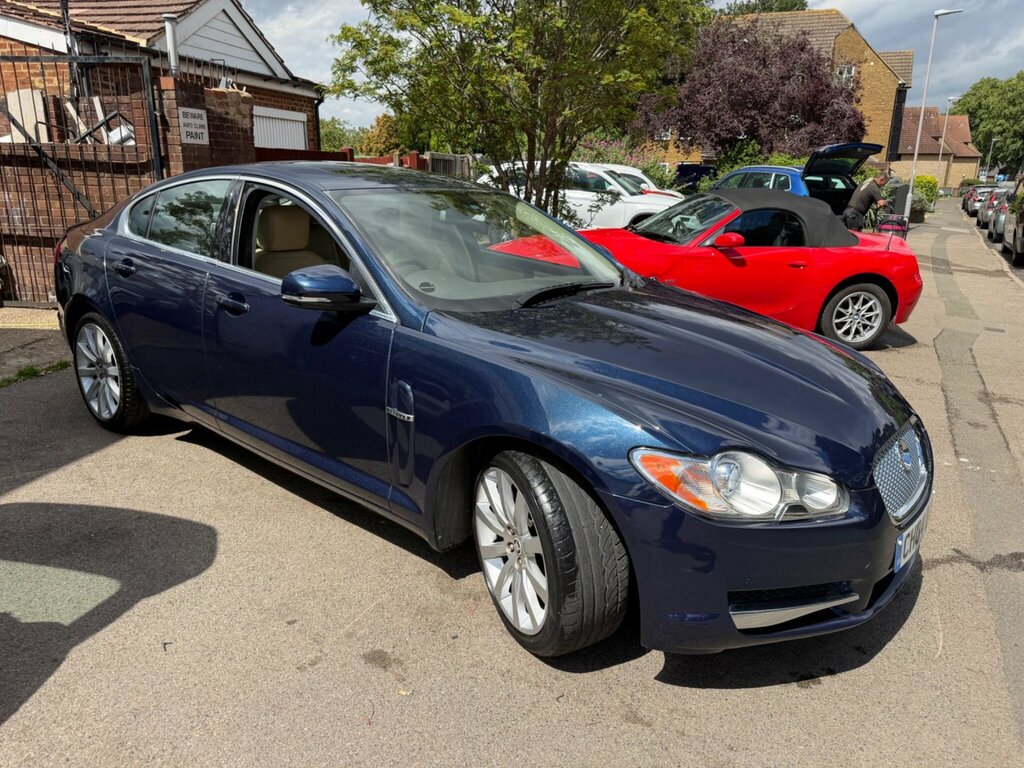 Jaguar XF 3.0D S V6 Portfolio Grey #10