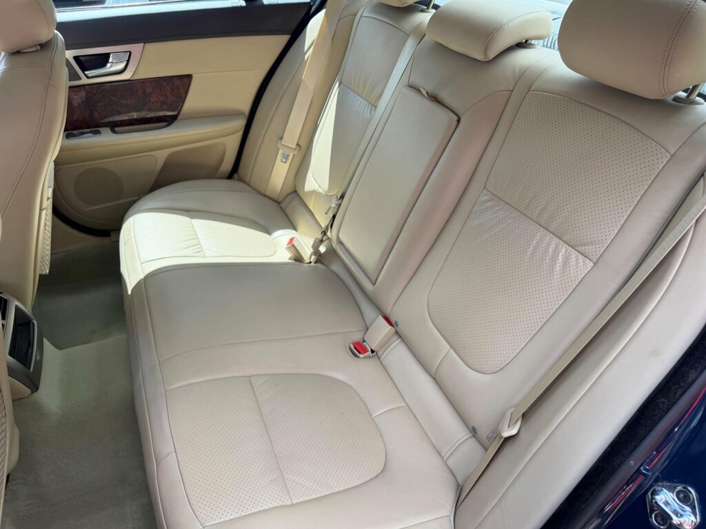 Jaguar XF 3.0D V6 Premium Luxury Euro 5 Blue #4