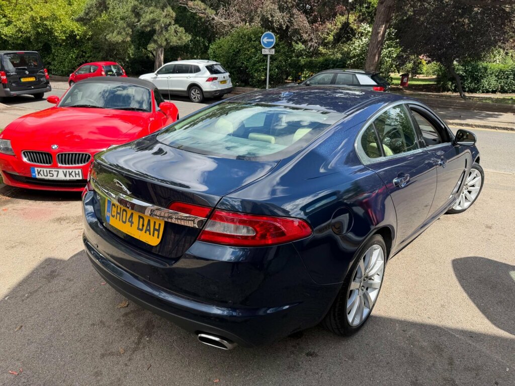 Jaguar XF 3.0D S V6 Portfolio Grey #7