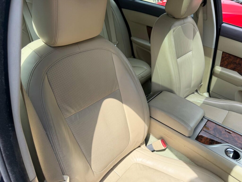 Jaguar XF 3.0D S V6 Portfolio Grey #16