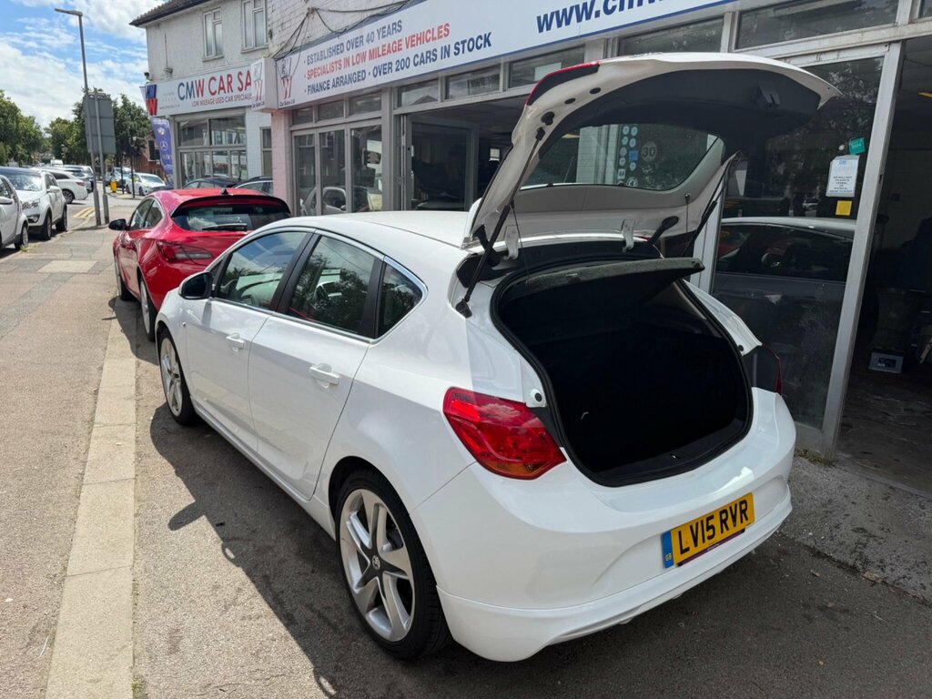 Vauxhall Astra 1.6I Limited Edition Euro 6 White #6