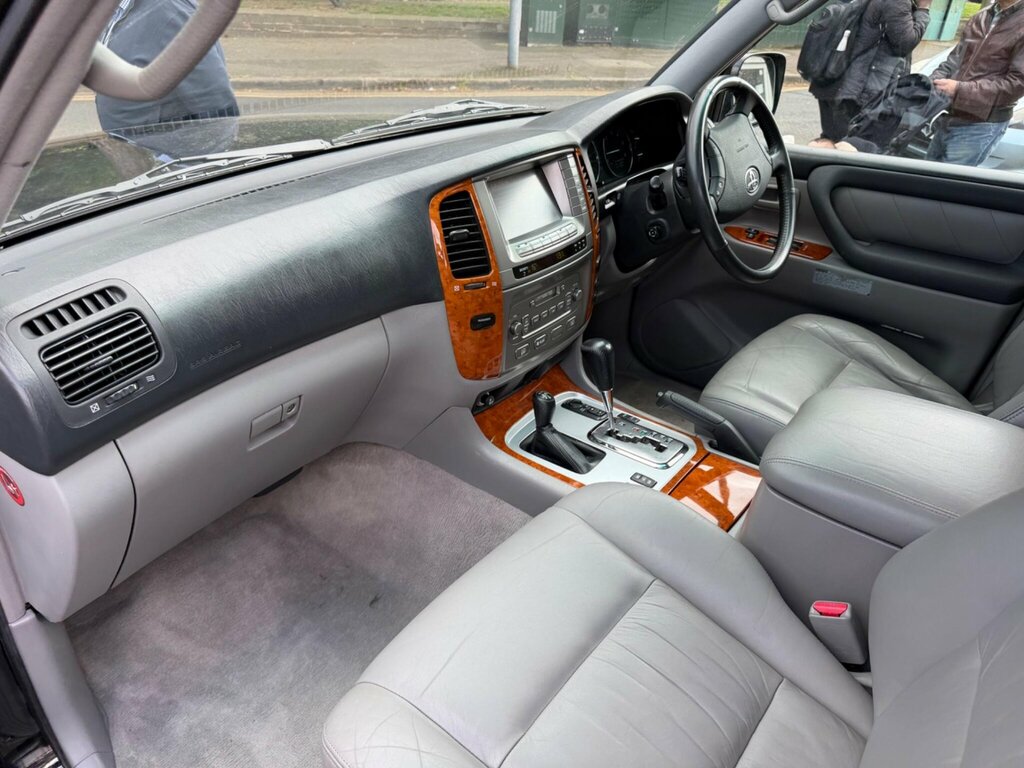 Toyota Land Cruiser 4.2L Null Black #16