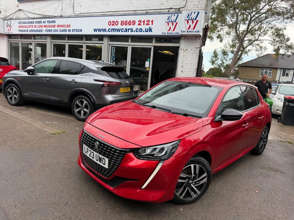 Peugeot 208 1.2 Puretech Allure Premium Eat Euro 6 Ss Red