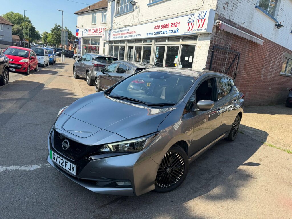 Nissan Leaf 39Kwh N-connecta Grey