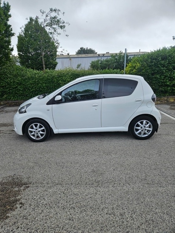 Toyota Aygo Vvt-i Mode Ac White #6