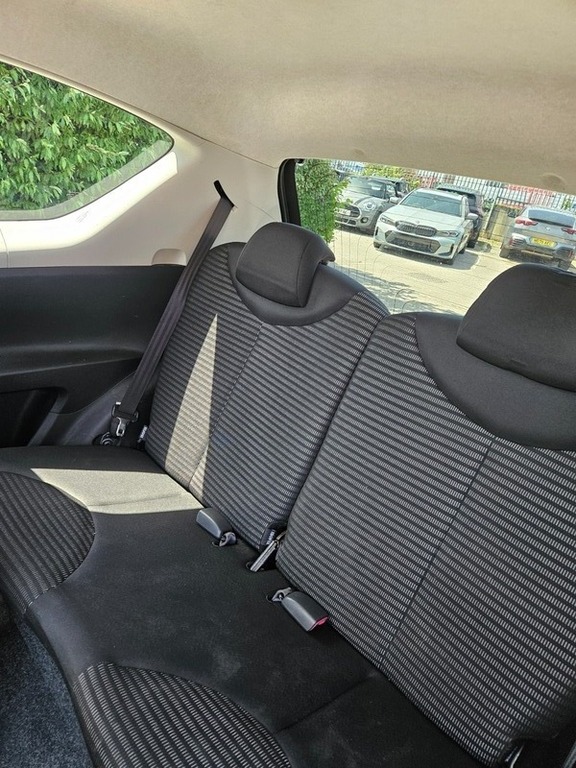 Peugeot 107 1.0 Active 2-Tronic Yellow #9