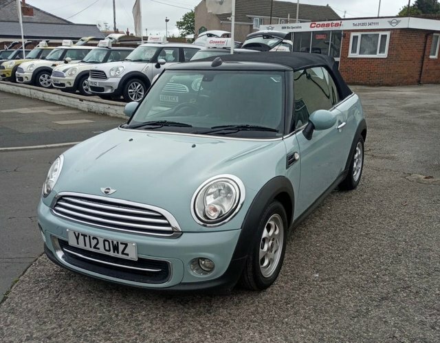 Mini Convertible 1.6 Cooper Convertible Euro 5 S Blue