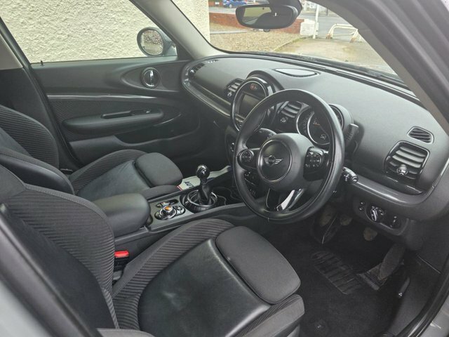Mini Clubman 1.5 Cooper Black Pack 6Dr White #8