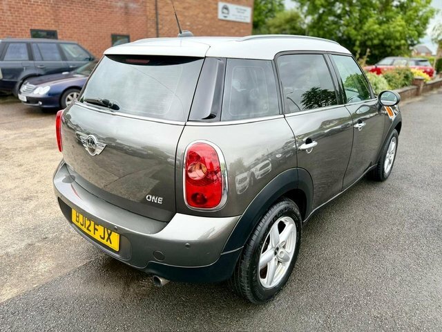 Mini Countryman 1.6 One Suv Euro 5 S S 98 Ps Grey #3