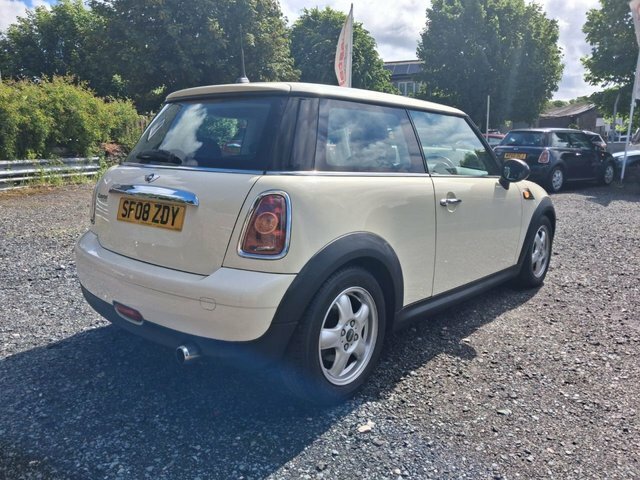 Mini Hatch 1.4 One Hatchback Steptronic Euro 4 95 White #4