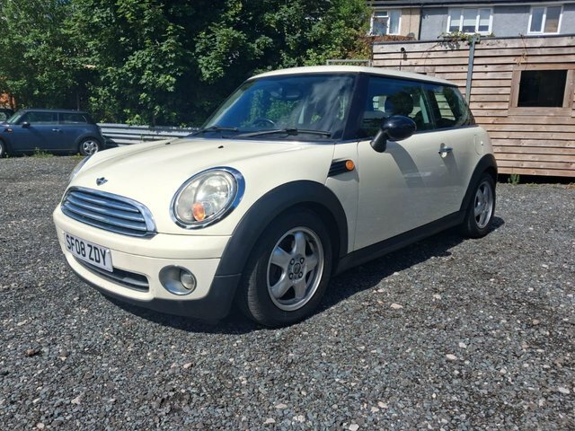 Mini Hatch 1.4 One Hatchback Steptronic Euro 4 95 White