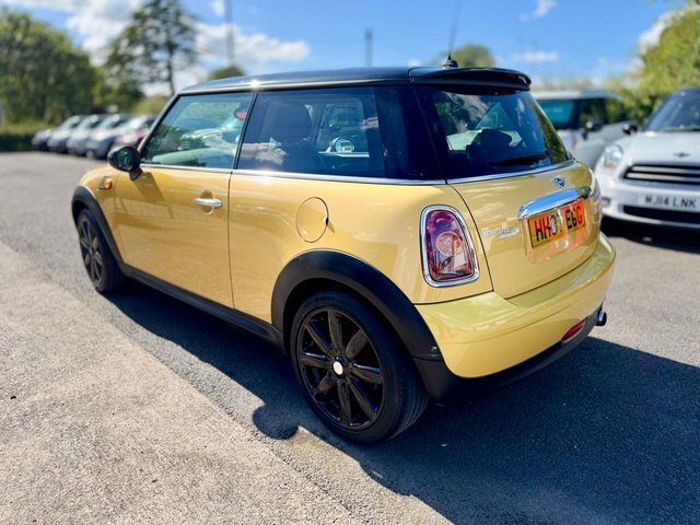 Mini Hatch Back Euro 4 110 Ps White #4
