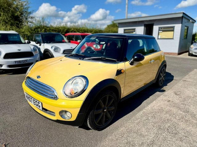 Mini Hatch Back Euro 4 110 Ps White #1