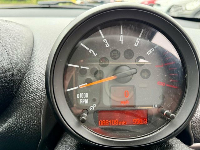 Mini Countryman Cooper D Red #12