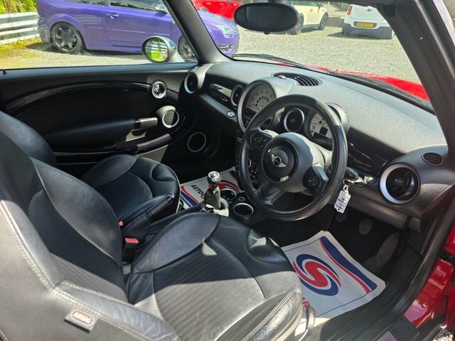 Mini Convertible Cooper Green #11