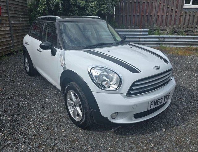 Mini Countryman 1.6 Cooper Suv Euro 5 S S 122 White #2