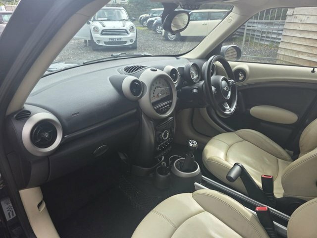 Mini Countryman 1.6 Cooper D All4 112 Bhp Black #9