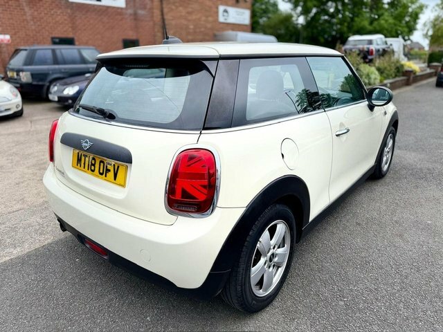 Mini Hatch 1.5 One Hatchback Euro 6 S S White #3