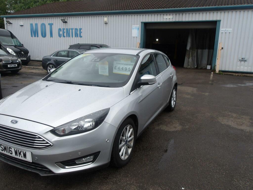 Ford Focus Titanium Silver #6