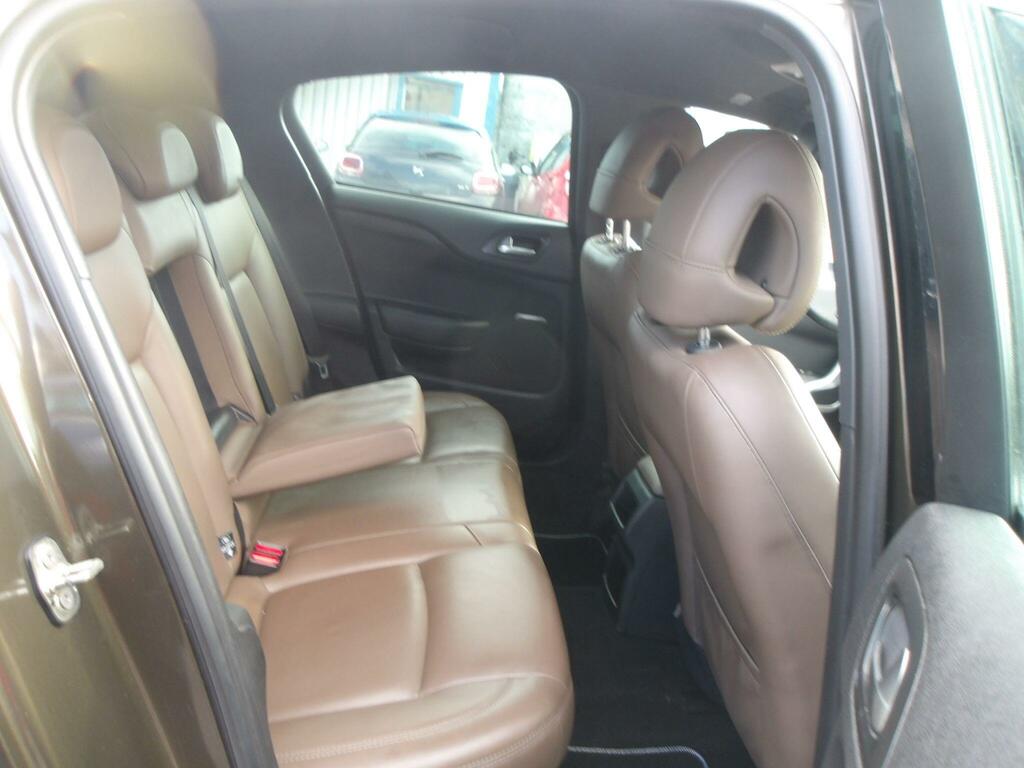 Citroen DS4 1.6 E-hdi Airdream Dstyle Egs6 Euro 5 Ss Silver #20
