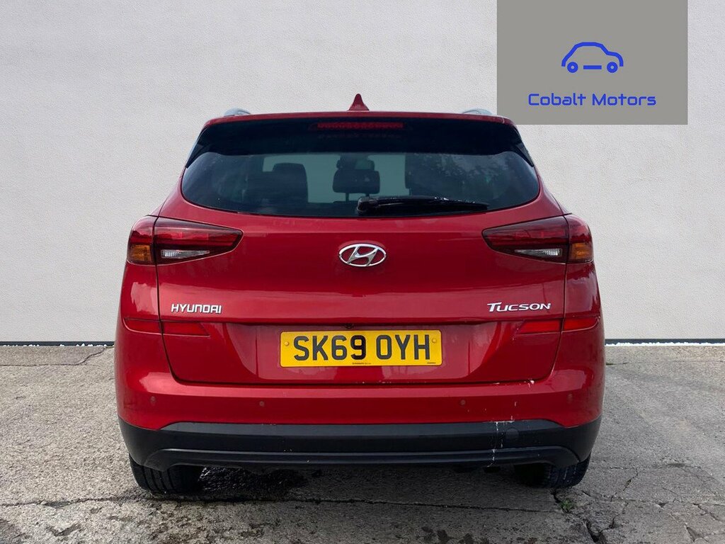 Hyundai Tucson 1.6 Gdi Se Nav Suv Euro 6 S S SK69OYH Red #3
