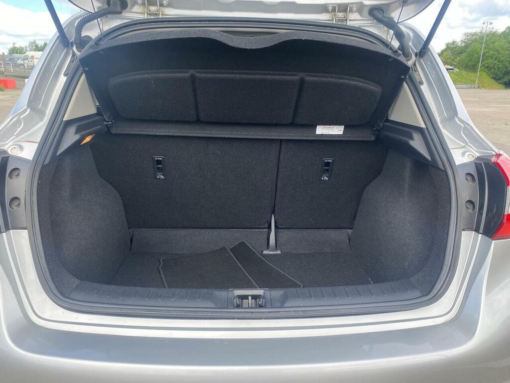 Nissan Pulsar 1.2 Dig-t N-connecta Hatchback E Silver #2