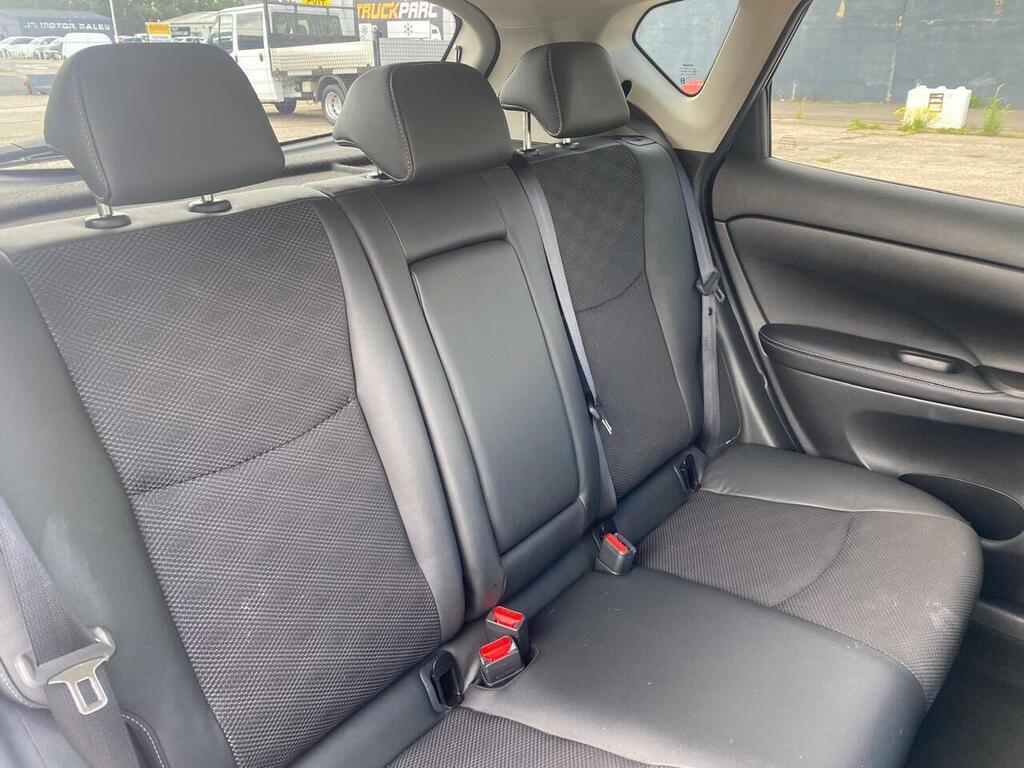Nissan Pulsar 1.2 Dig-t N-connecta Hatchback E Silver #4