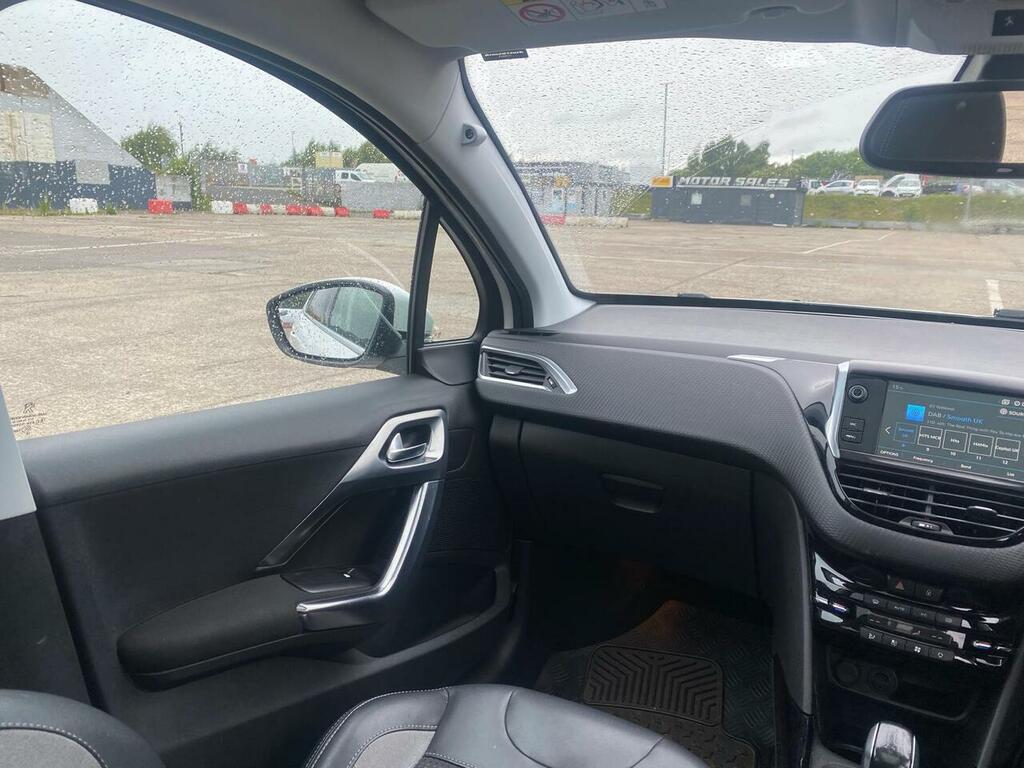 Peugeot 2008 1.2 Puretech Active 2018 Black #24