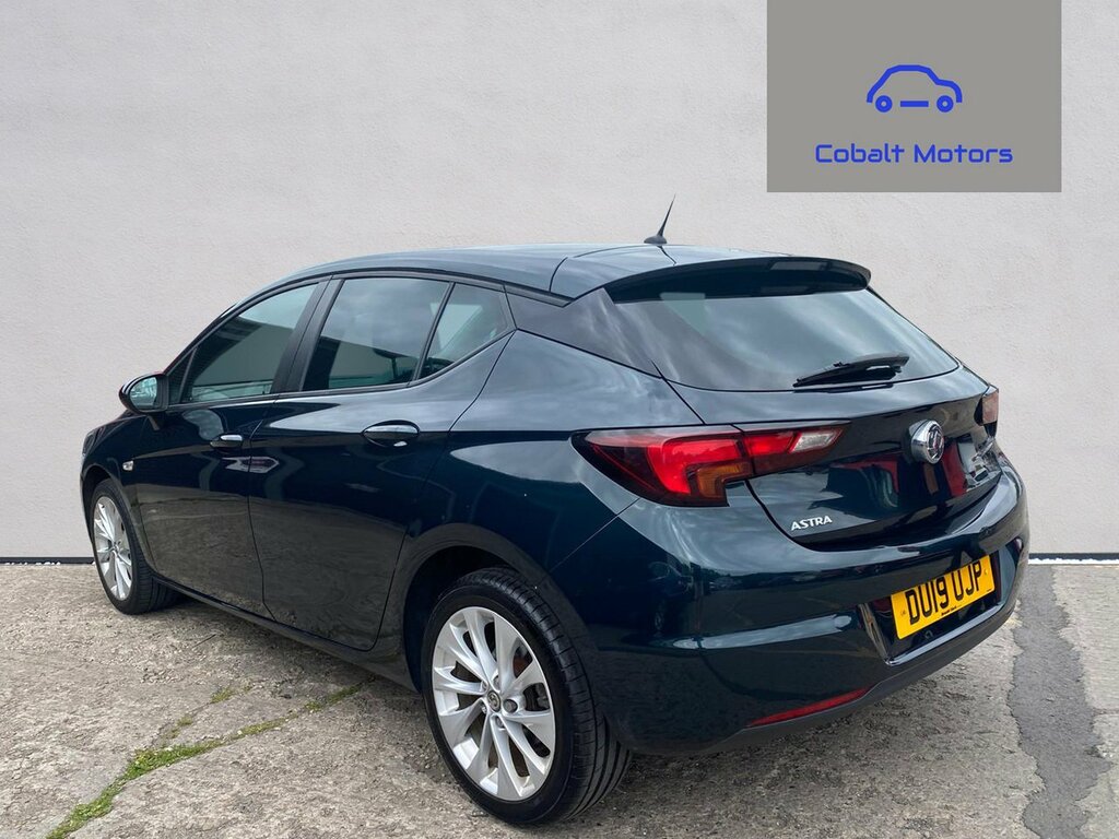 Vauxhall Astra 1.4I Turbo Design Hatchback Euro DU19UJP Green #4