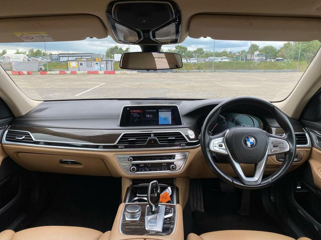 BMW 7 Series  Grey #12