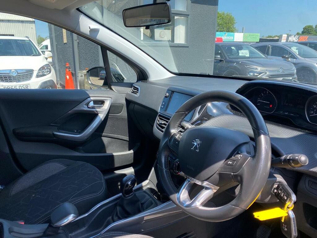 Peugeot 2008 1.2 Puretech Active Suv Euro 6 Grey