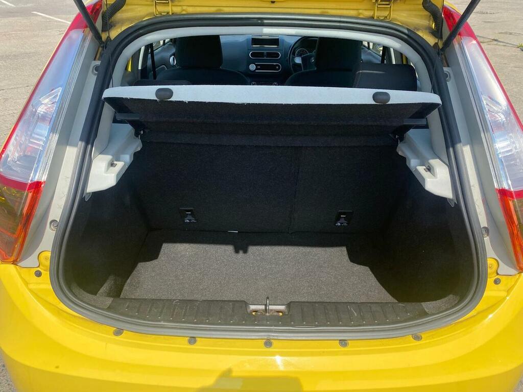 MG MG3 1.5 Vti-tech 3Form Sport Hatchback Manu Yellow #2