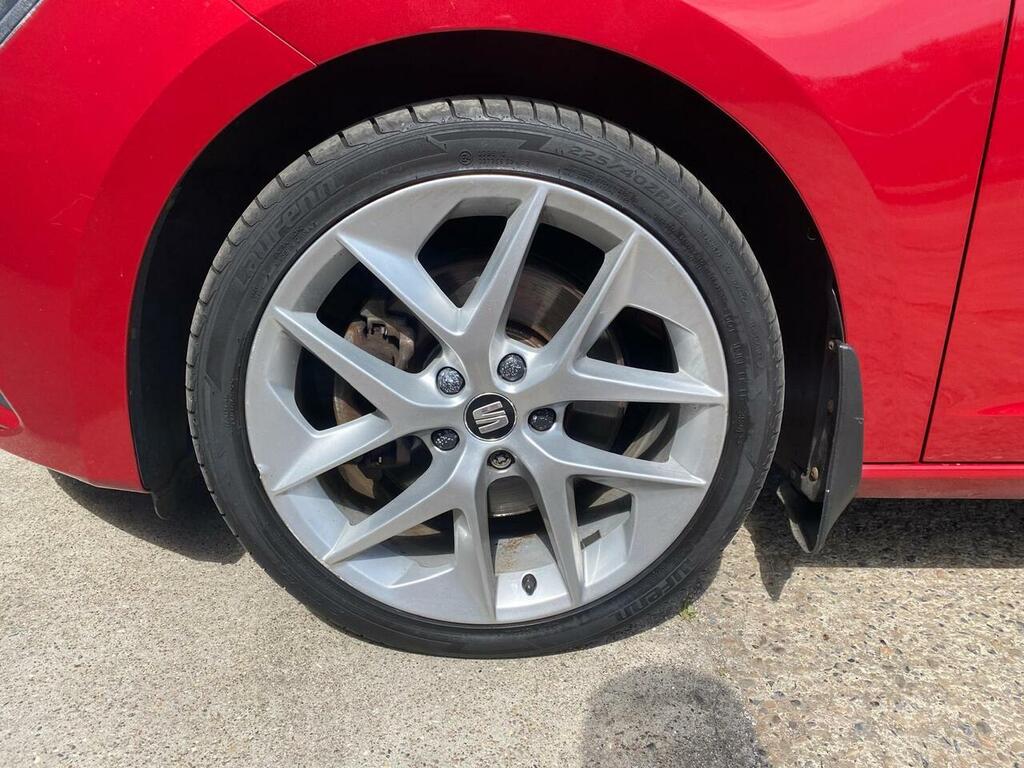 Seat Leon 1.8 Tsi Fr Technology Hatchback Red #2