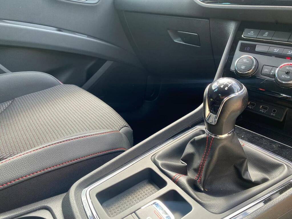 Seat Leon 1.8 Tsi Fr Technology Hatchback Red #4