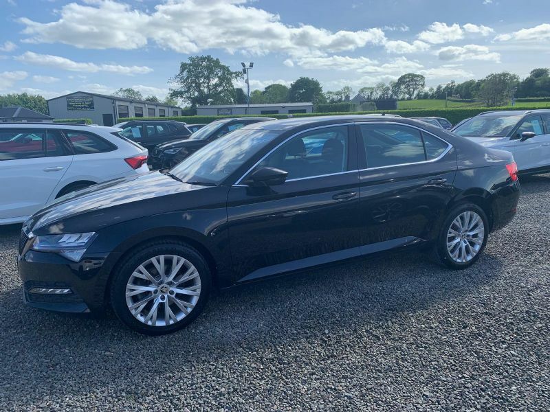 Skoda Superb Se 2.0Tdi S CY23MZP Black #2