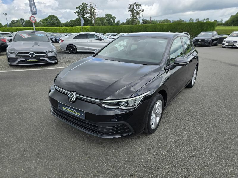 Volkswagen Golf Life 2.0Tdi YC22YJA Black