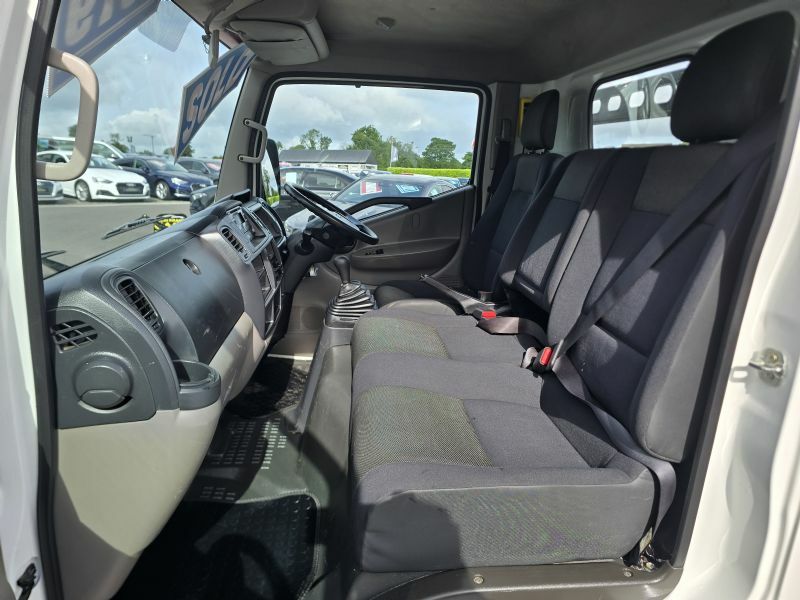 Nissan NT400 3.0 Dci White #7