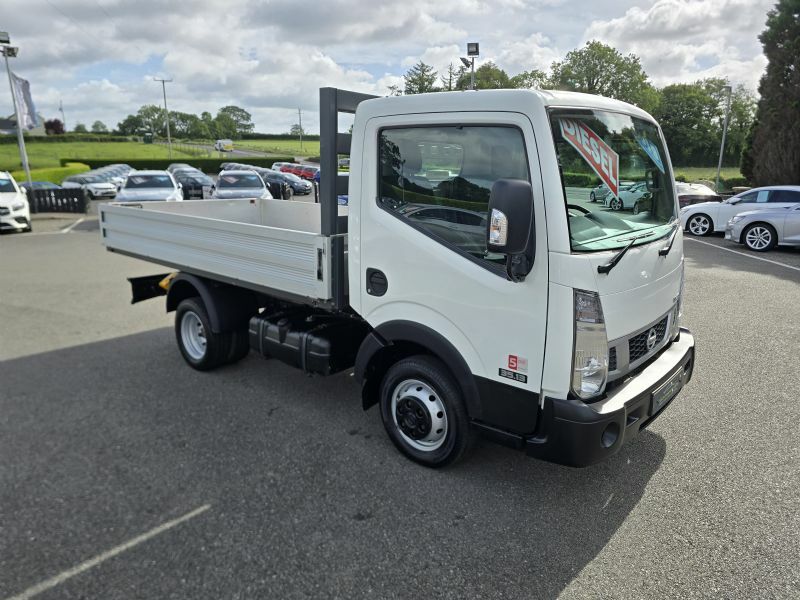 Nissan NT400 Cabstar 35.13 Swb 3.0Dci Tipper White #5