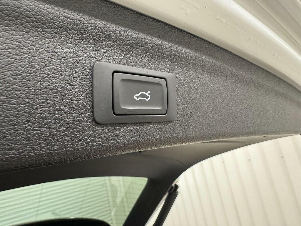 Audi Q3 1.5 Tfsi Cod 35 Black Edition Suv Manua Black #34