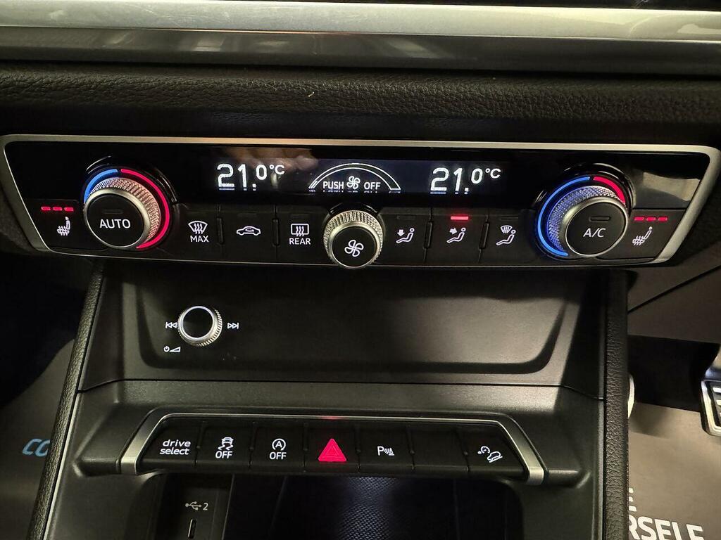 Audi Q3 1.5 Tfsi Cod 35 Black Edition Suv Manua Black #23