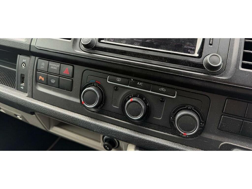Volkswagen Transporter 2.0 Tdi T32 Bluemotion Tech Highline Kombi Double Black #5
